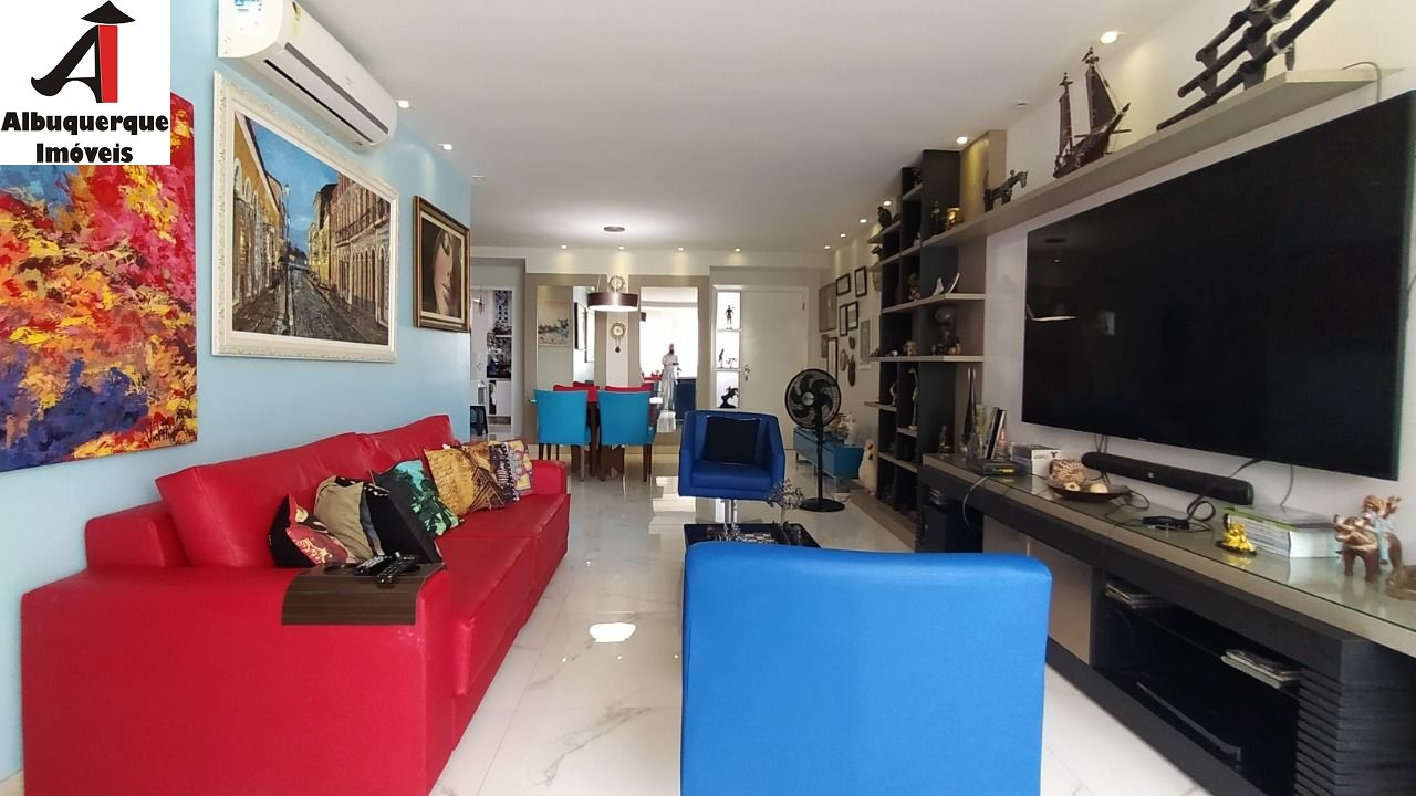 Apartamento à venda com 3 quartos, 143m² - Foto 2