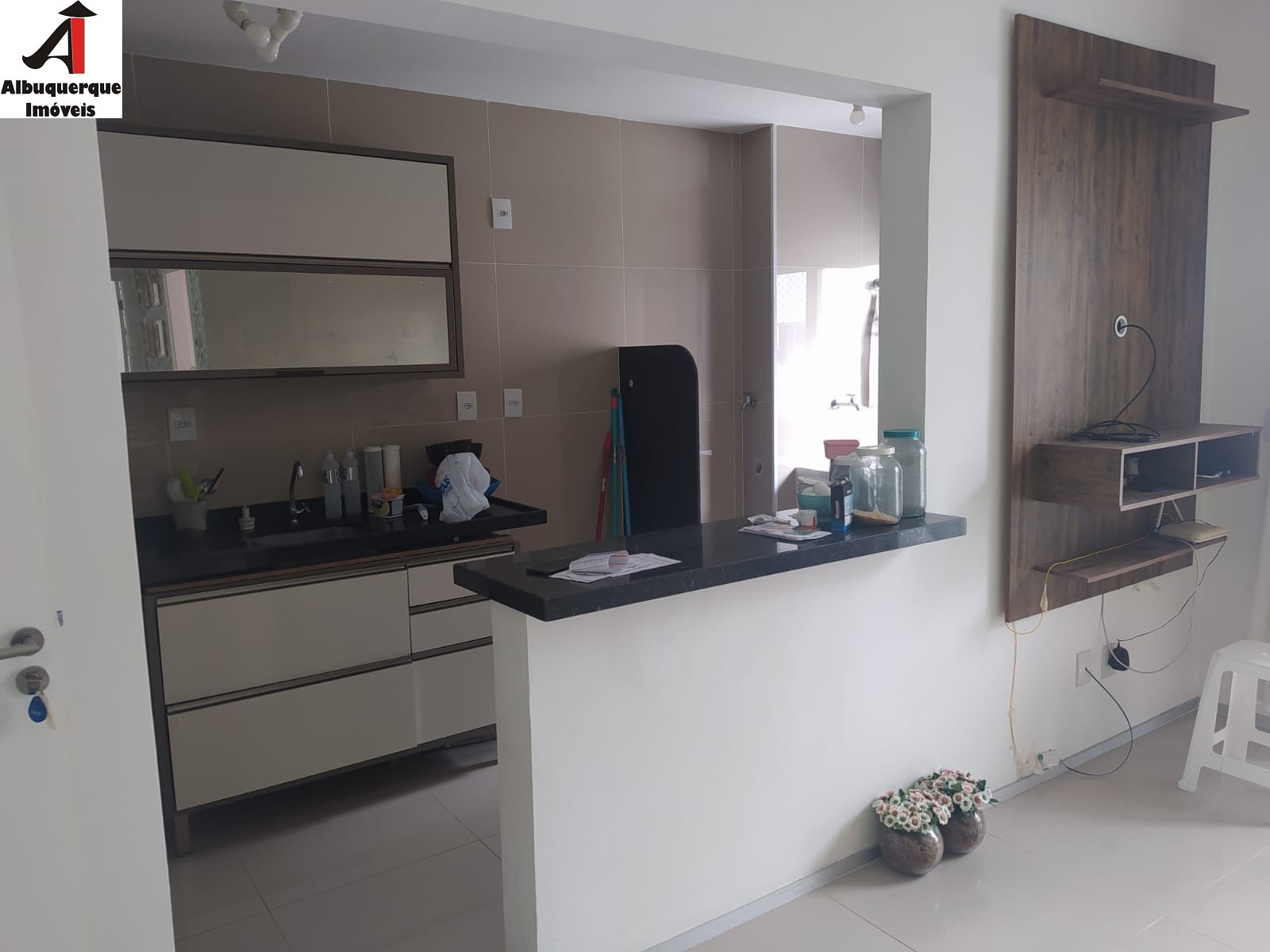 Apartamento à venda com 2 quartos, 62m² - Foto 1