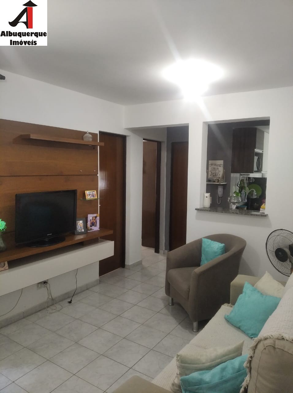 Apartamento à venda com 2 quartos, 46m² - Foto 1