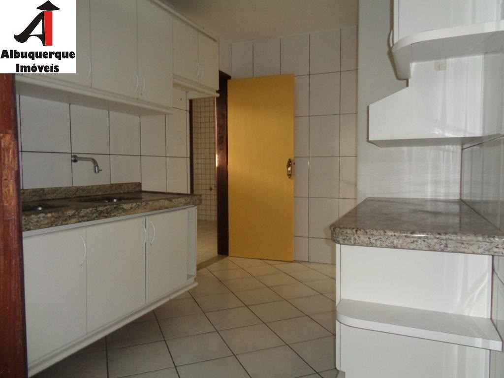 Apartamento à venda com 4 quartos, 106m² - Foto 5