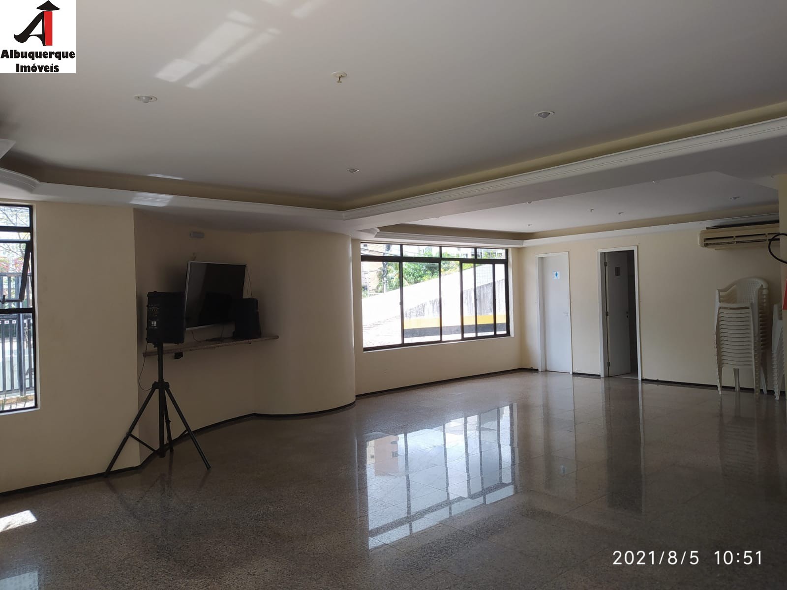 Apartamento à venda com 3 quartos, 156m² - Foto 12