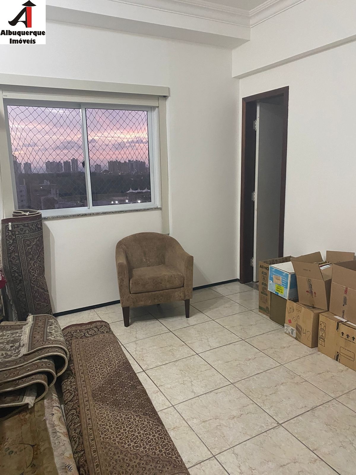 Apartamento à venda com 3 quartos, 256m² - Foto 5