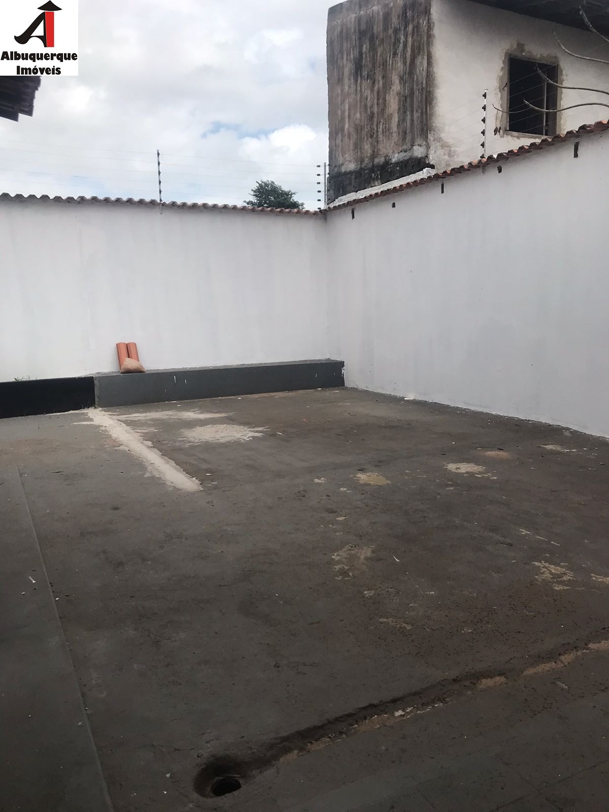 Casa para alugar com 3 quartos, 330m² - Foto 14