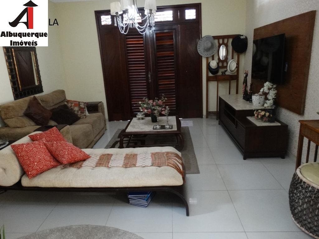 Casa à venda com 5 quartos, 420m² - Foto 5