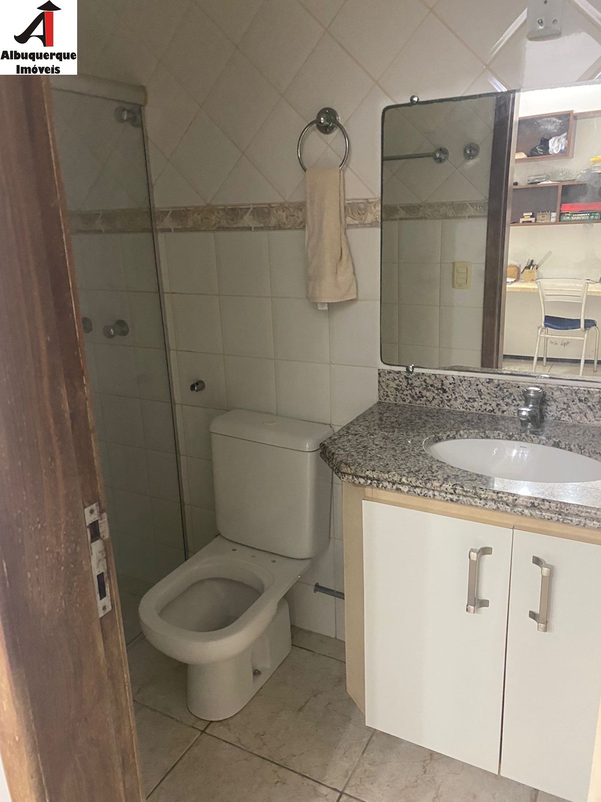 Apartamento à venda com 3 quartos, 256m² - Foto 8