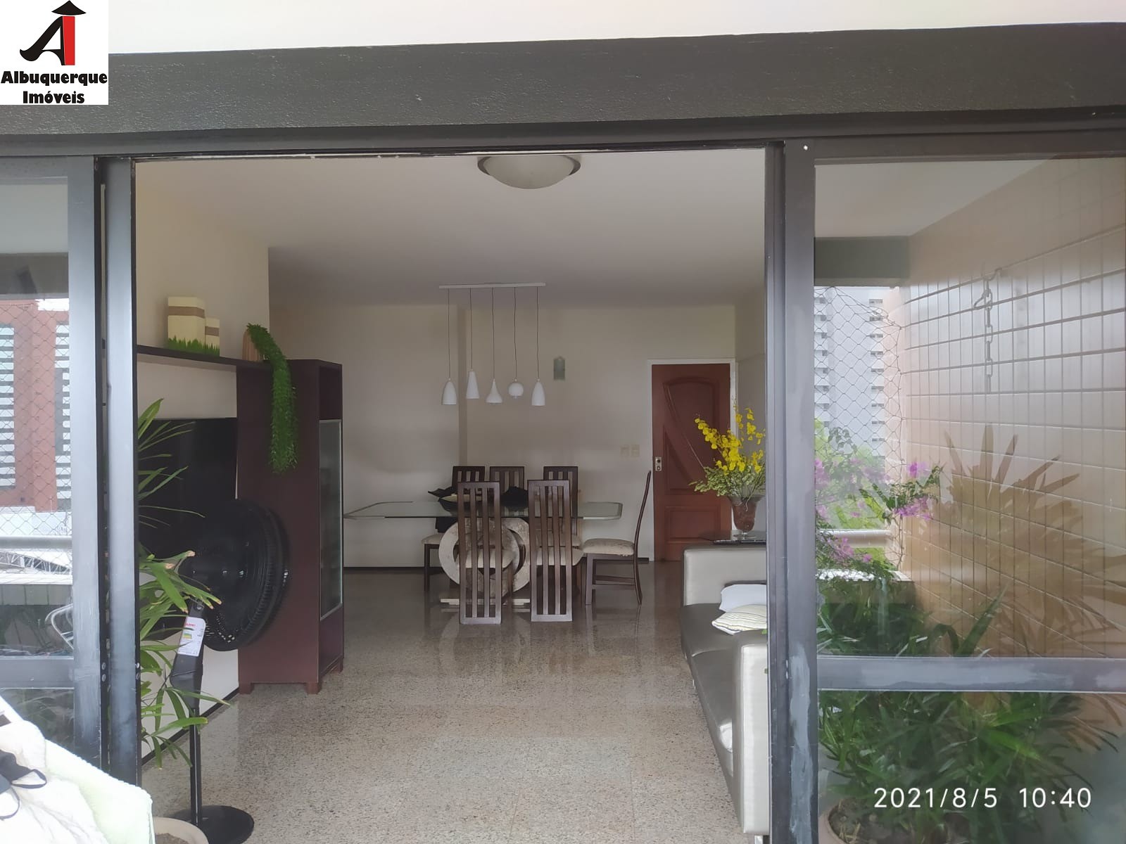 Apartamento à venda com 3 quartos, 156m² - Foto 3