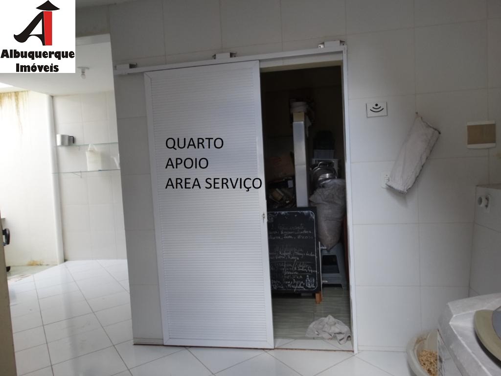 Casa à venda com 5 quartos, 420m² - Foto 8