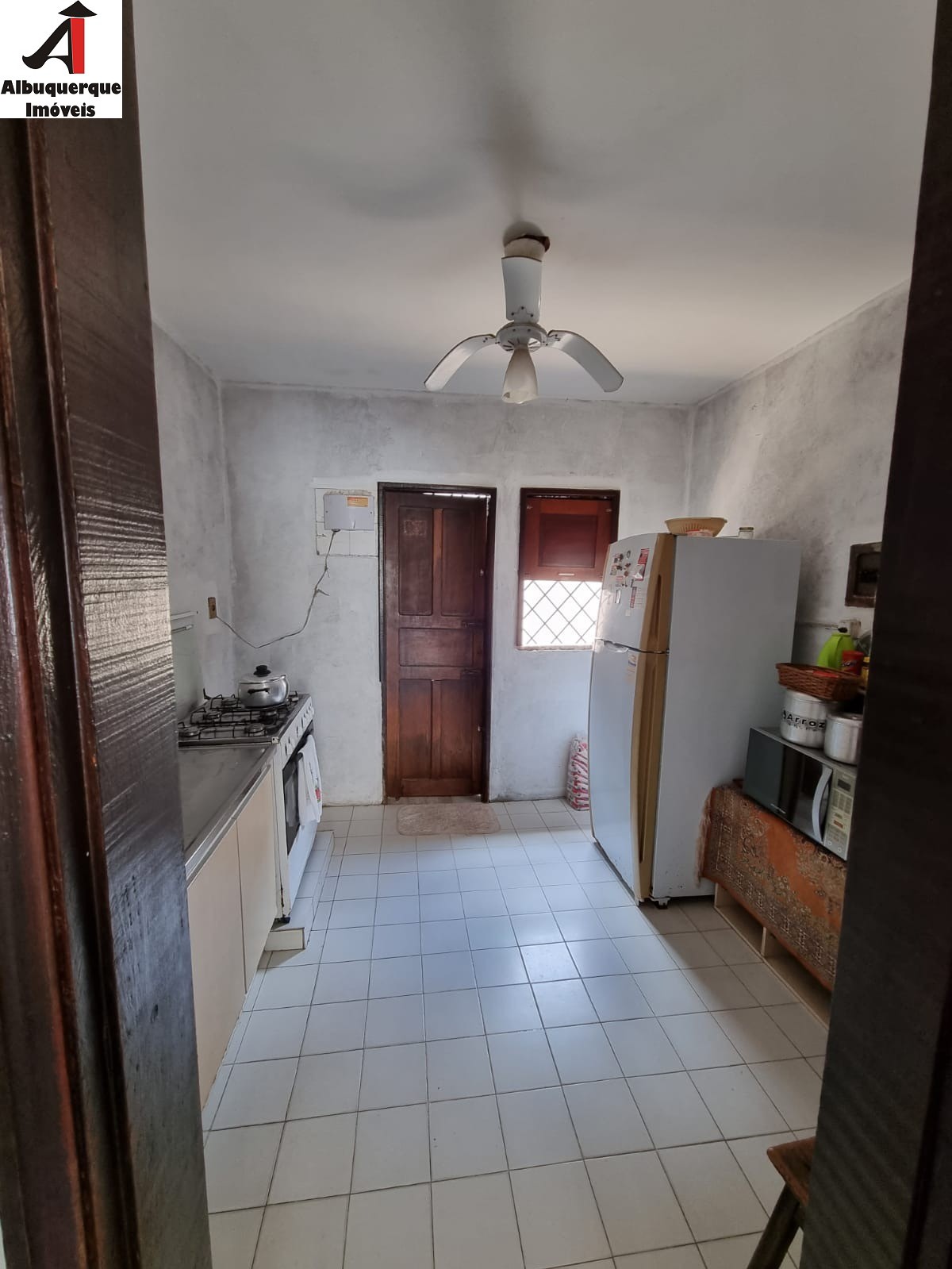 Casa à venda com 3 quartos, 380m² - Foto 6