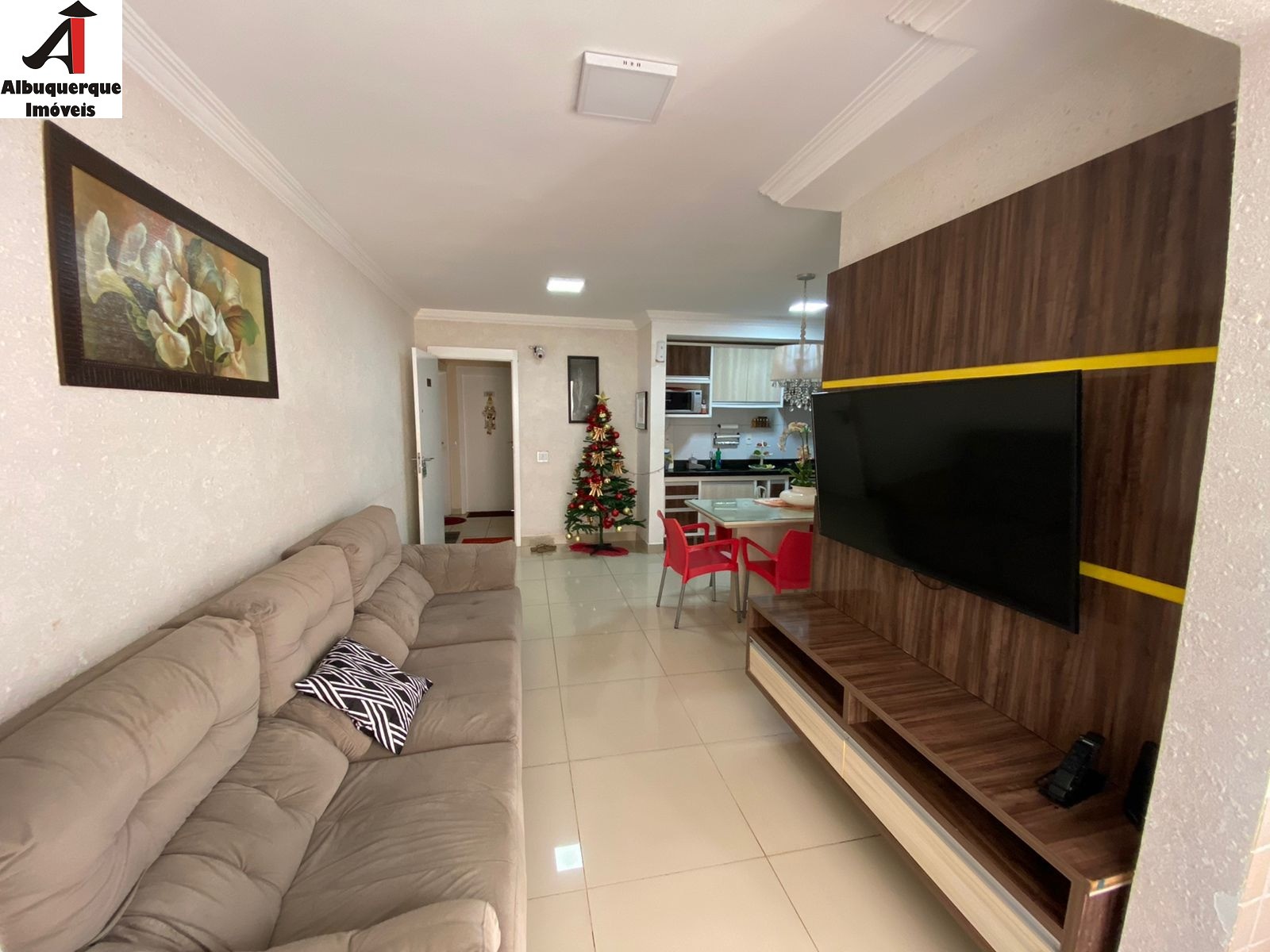 Apartamento à venda com 3 quartos, 74m² - Foto 1