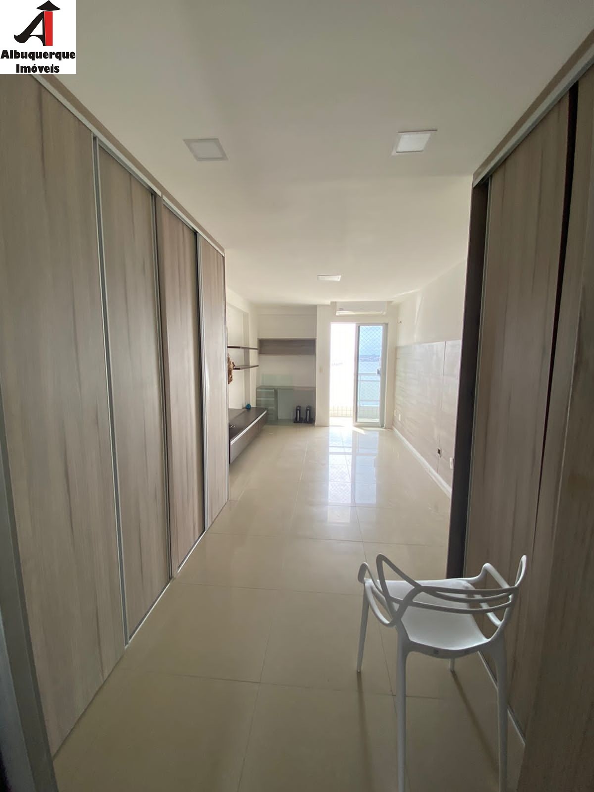 Apartamento à venda com 3 quartos, 136m² - Foto 8