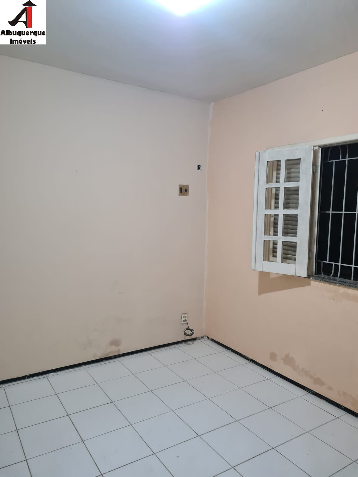 Casa à venda com 4 quartos, 255m² - Foto 15