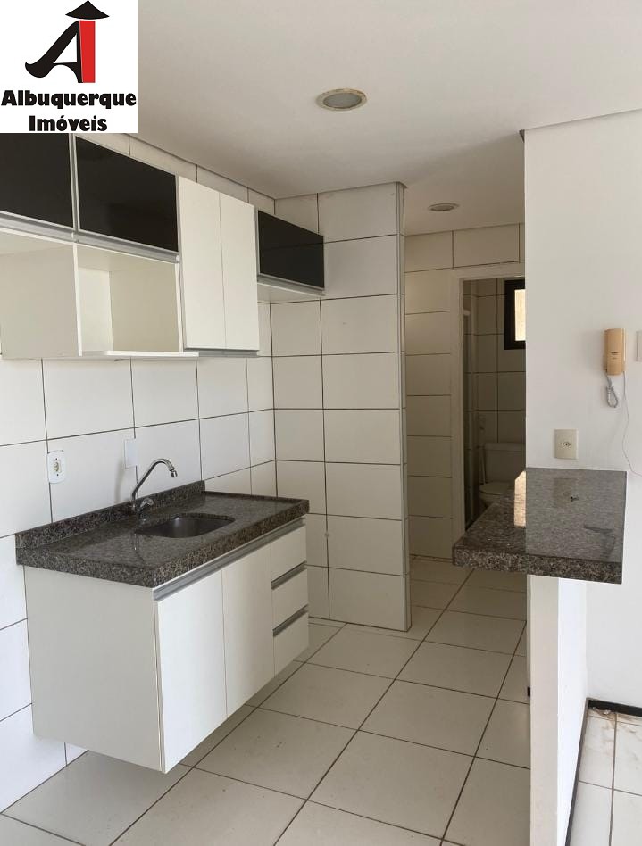 Apartamento à venda com 3 quartos, 96m² - Foto 4