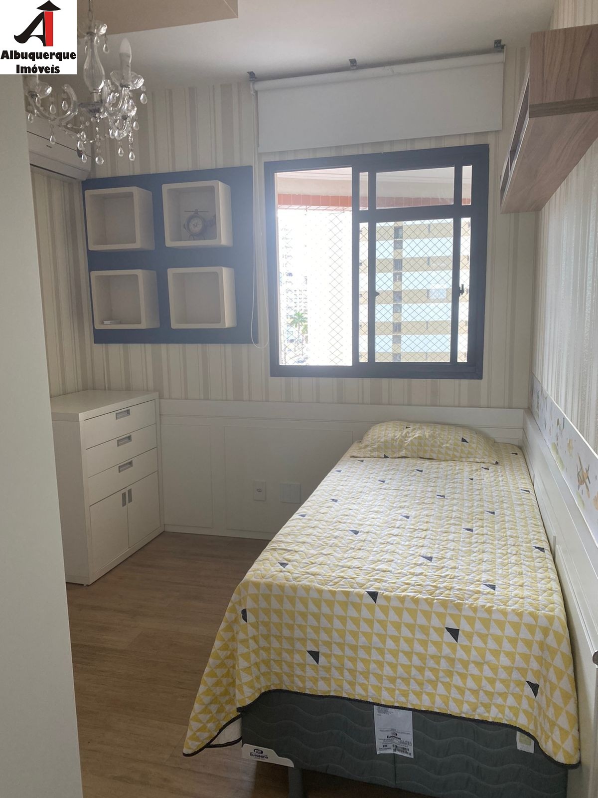 Apartamento à venda com 4 quartos, 140m² - Foto 7