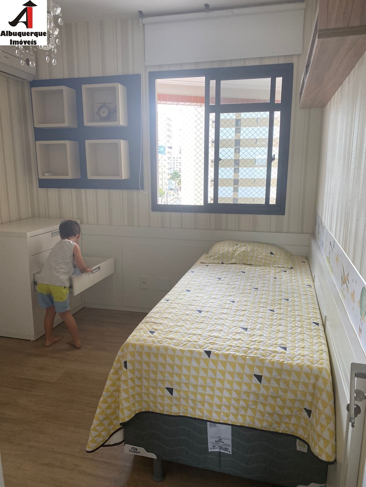 Apartamento à venda com 4 quartos, 140m² - Foto 8