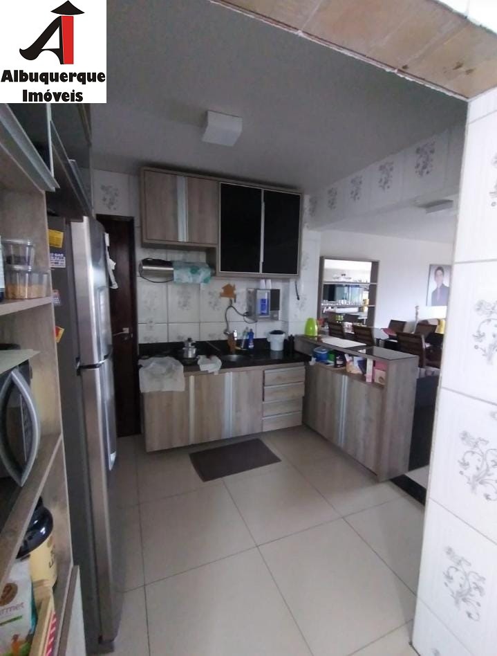 Apartamento à venda com 3 quartos, 70m² - Foto 4