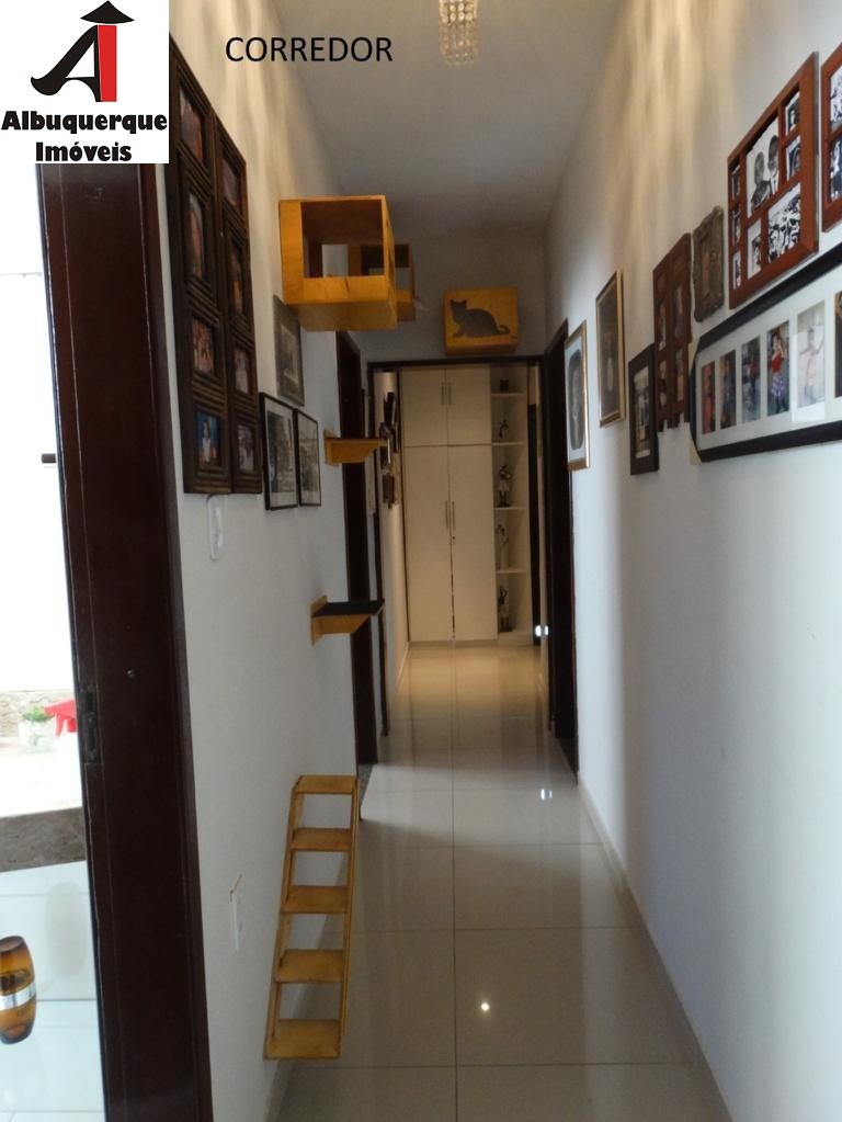 Casa à venda com 5 quartos, 420m² - Foto 12