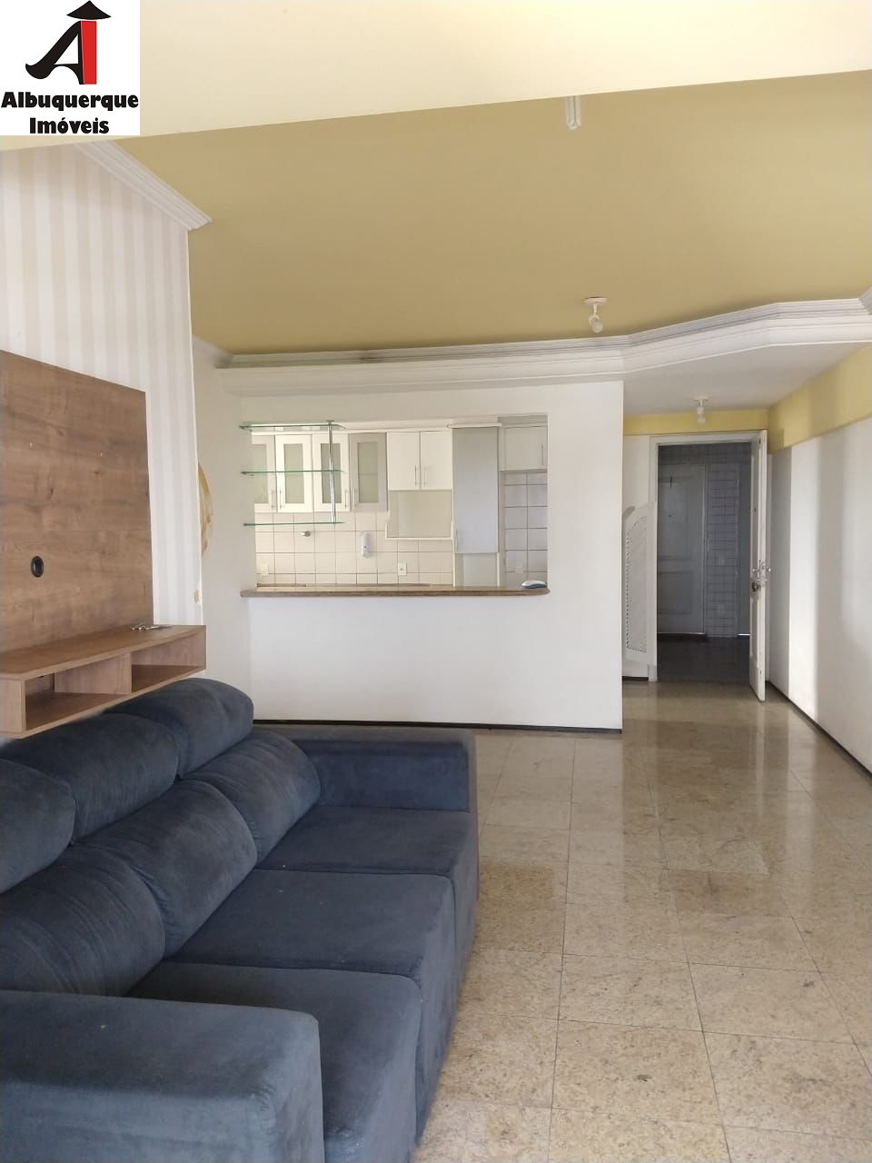 Apartamento à venda com 2 quartos, 80m² - Foto 1