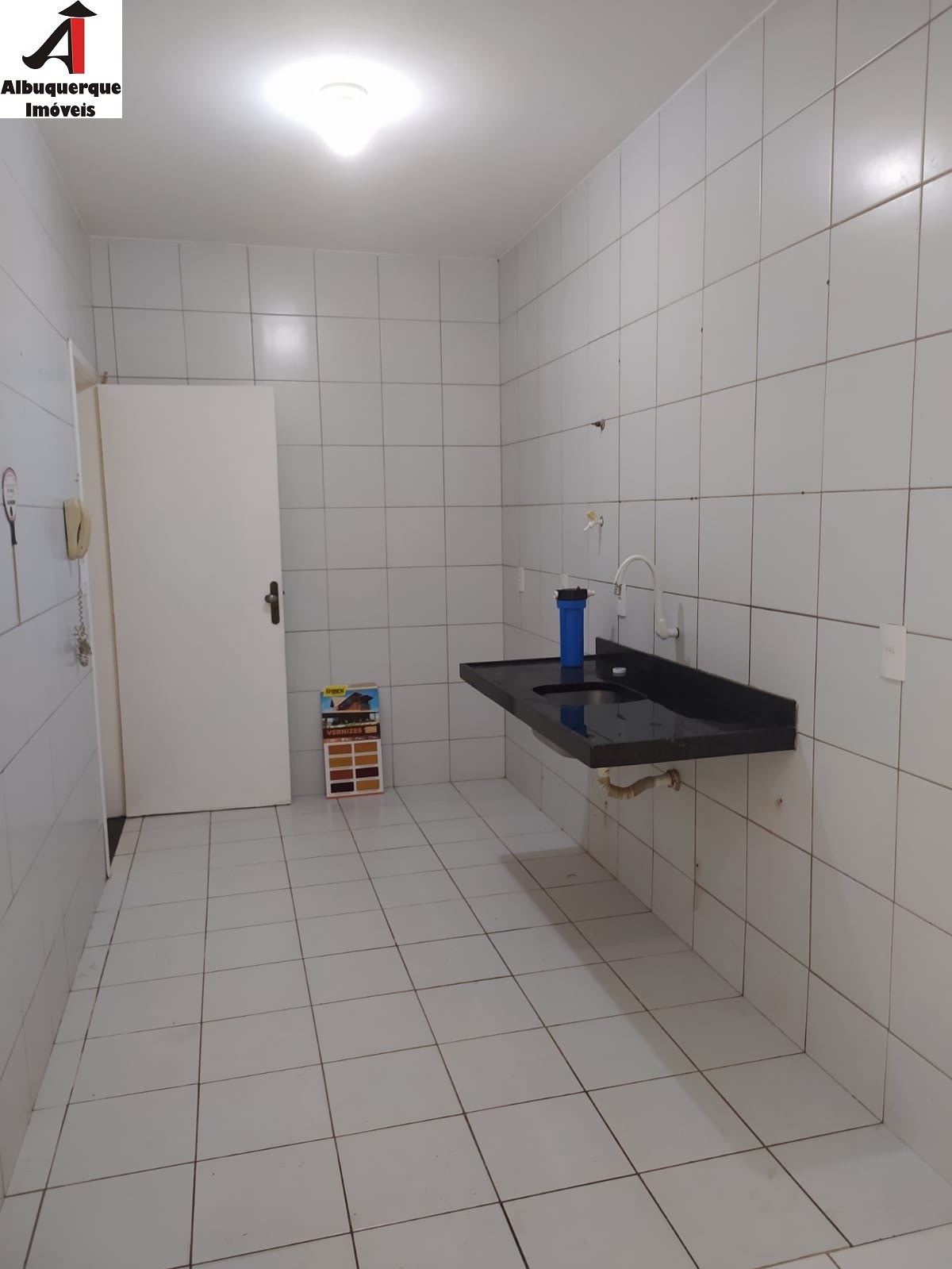 Casa à venda com 3 quartos, 210m² - Foto 5