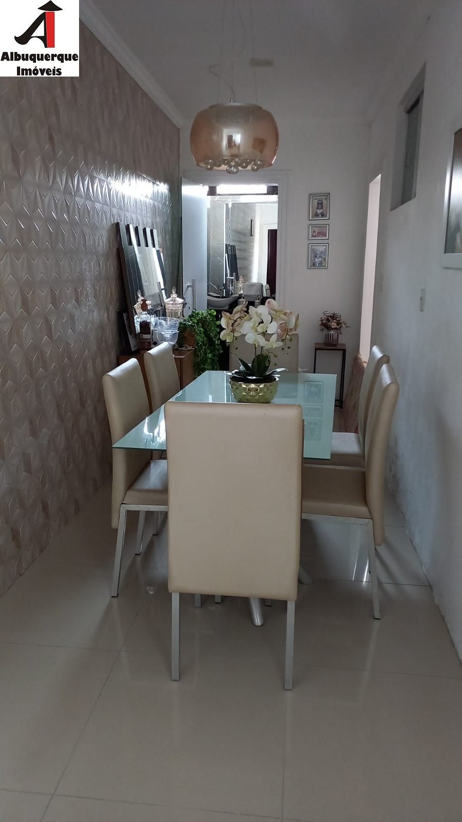 Casa à venda com 3 quartos, 200m² - Foto 3