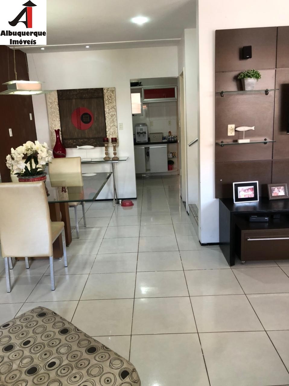 Casa à venda com 3 quartos, 200m² - Foto 6