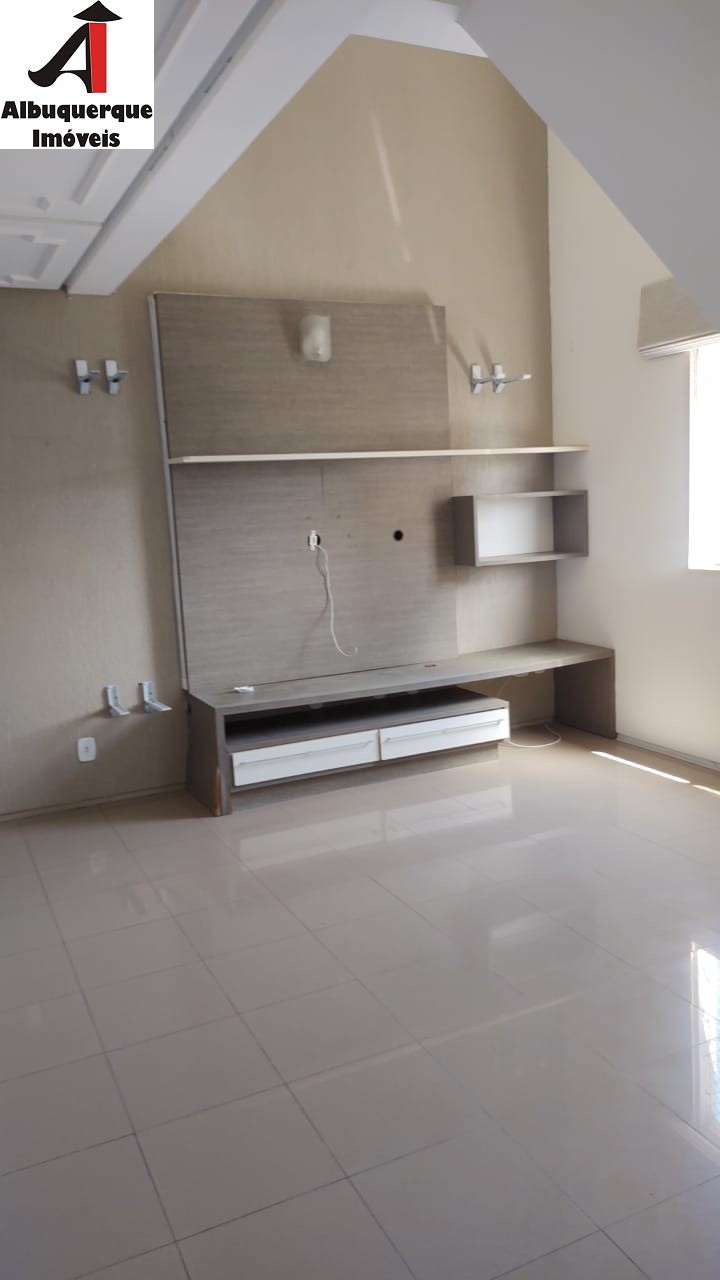 Apartamento à venda com 4 quartos, 140m² - Foto 1