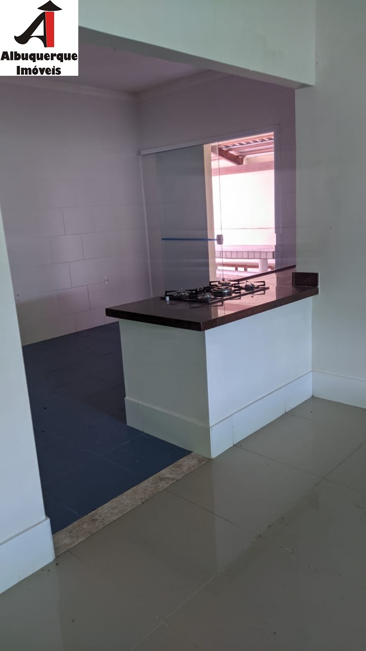 Casa à venda com 3 quartos, 450m² - Foto 5