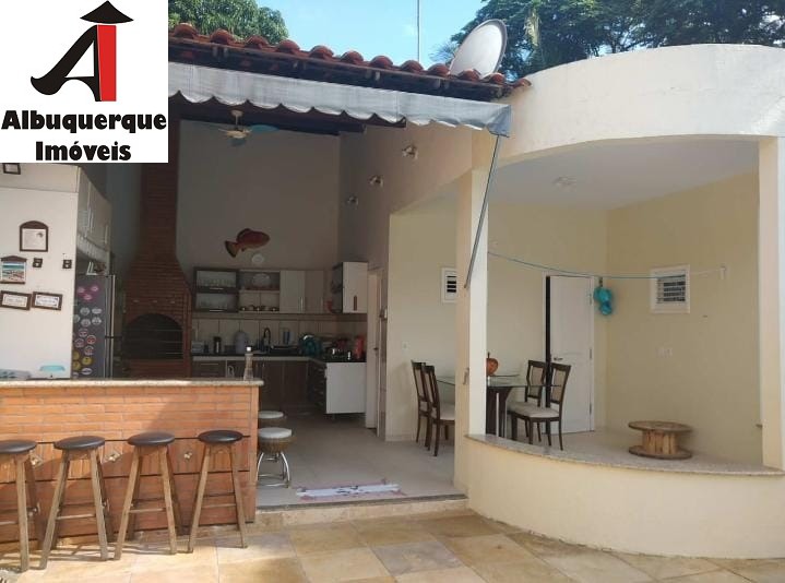 Casa para alugar com 3 quartos, 390m² - Foto 20