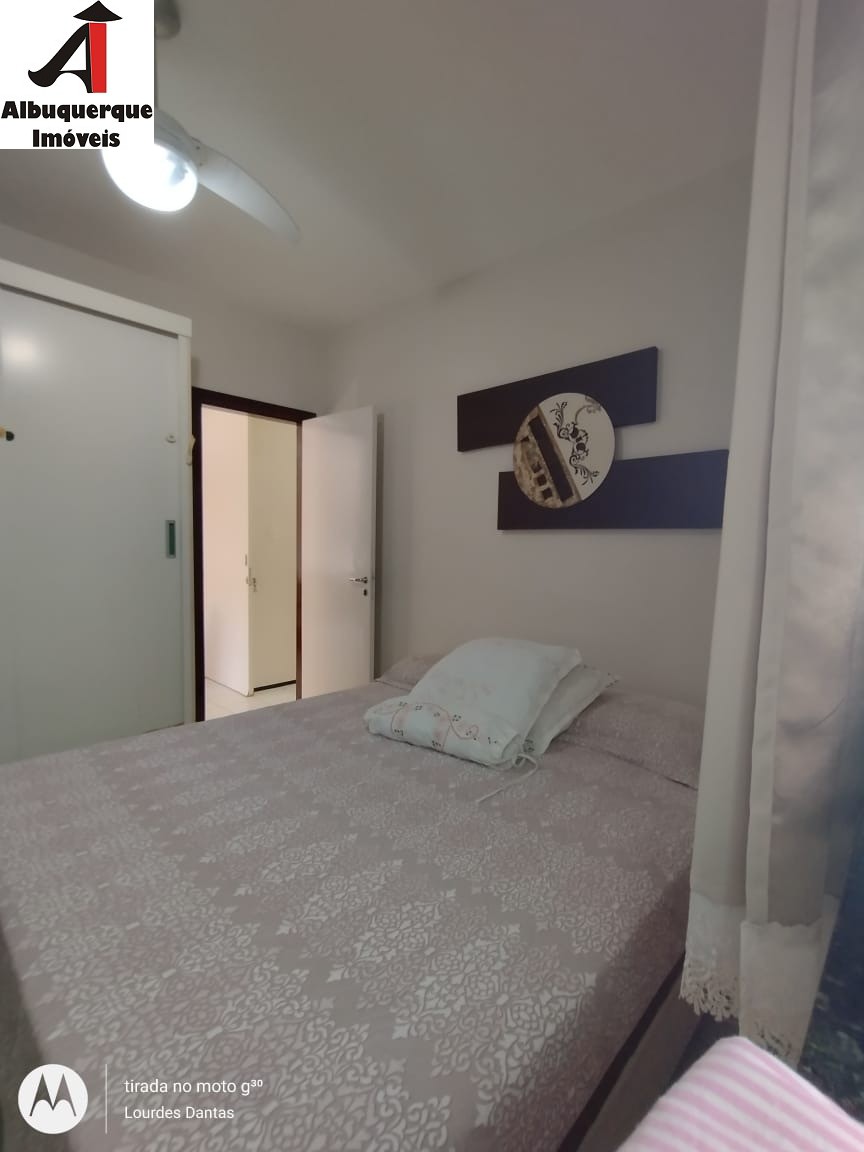 Casa à venda com 3 quartos, 200m² - Foto 21