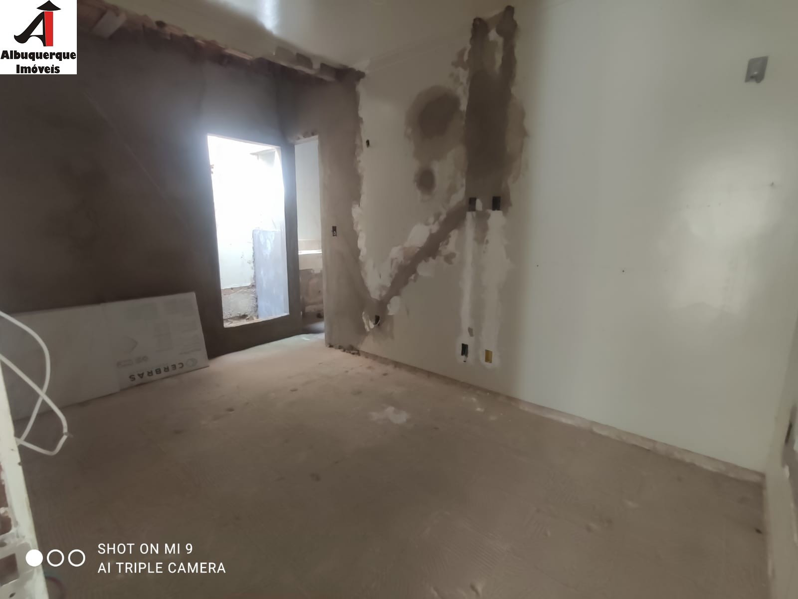 Casa à venda com 3 quartos, 220m² - Foto 18