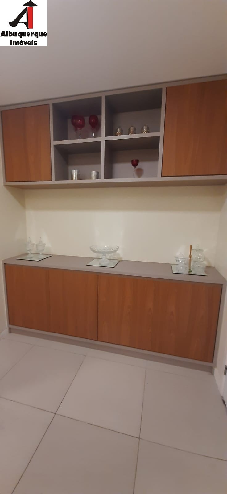 Apartamento à venda com 2 quartos, 77m² - Foto 3