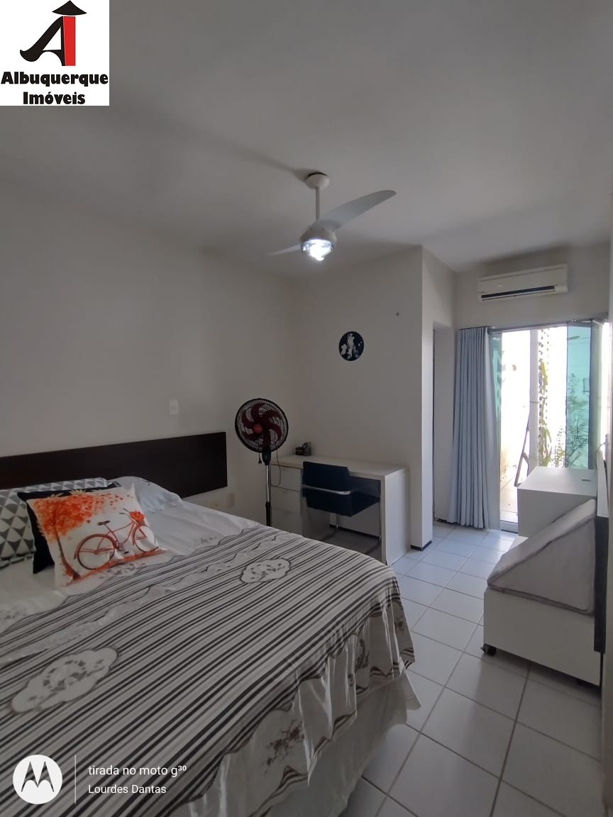 Casa à venda com 3 quartos, 200m² - Foto 15