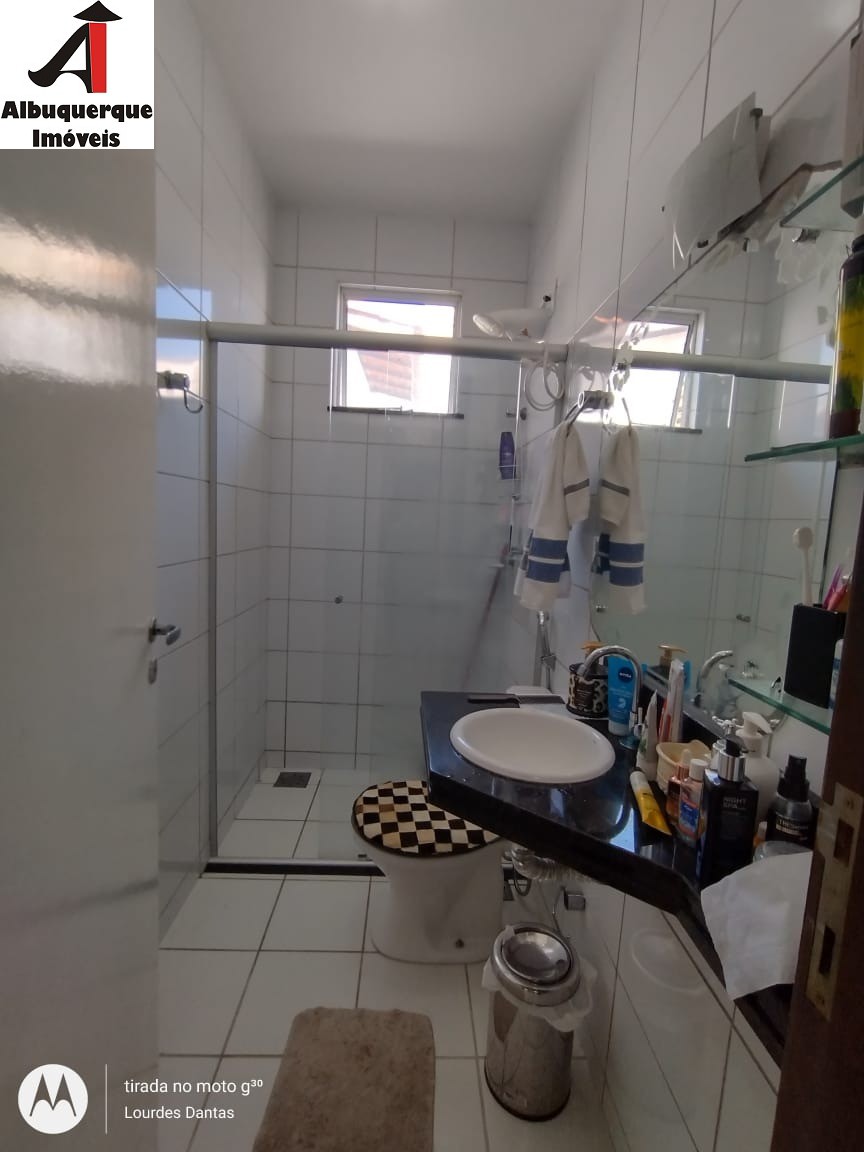 Casa à venda com 3 quartos, 200m² - Foto 14