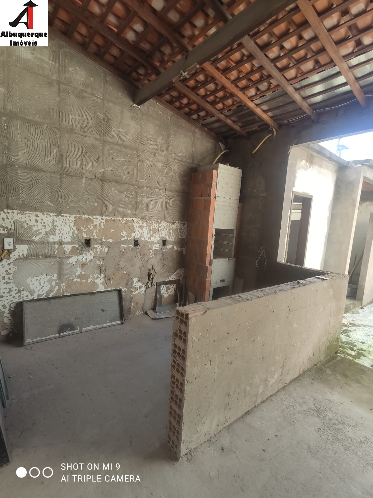 Casa à venda com 3 quartos, 220m² - Foto 11