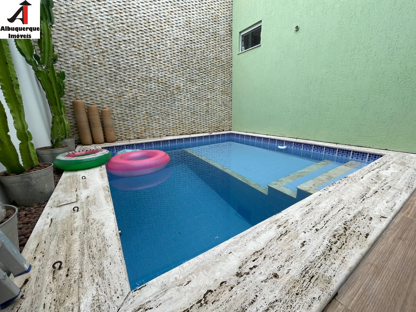 Casa à venda com 3 quartos, 250m² - Foto 10