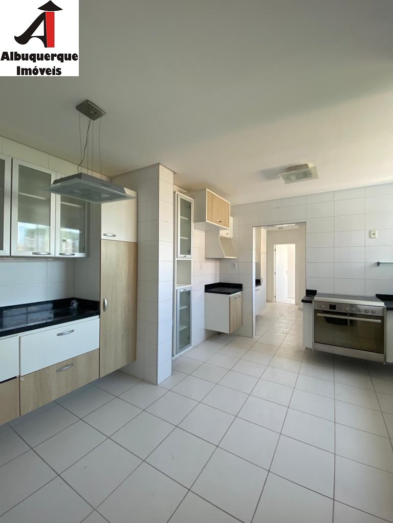 Apartamento à venda com 3 quartos, 172m² - Foto 8