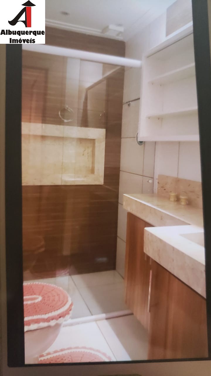 Apartamento à venda com 2 quartos, 64m² - Foto 1