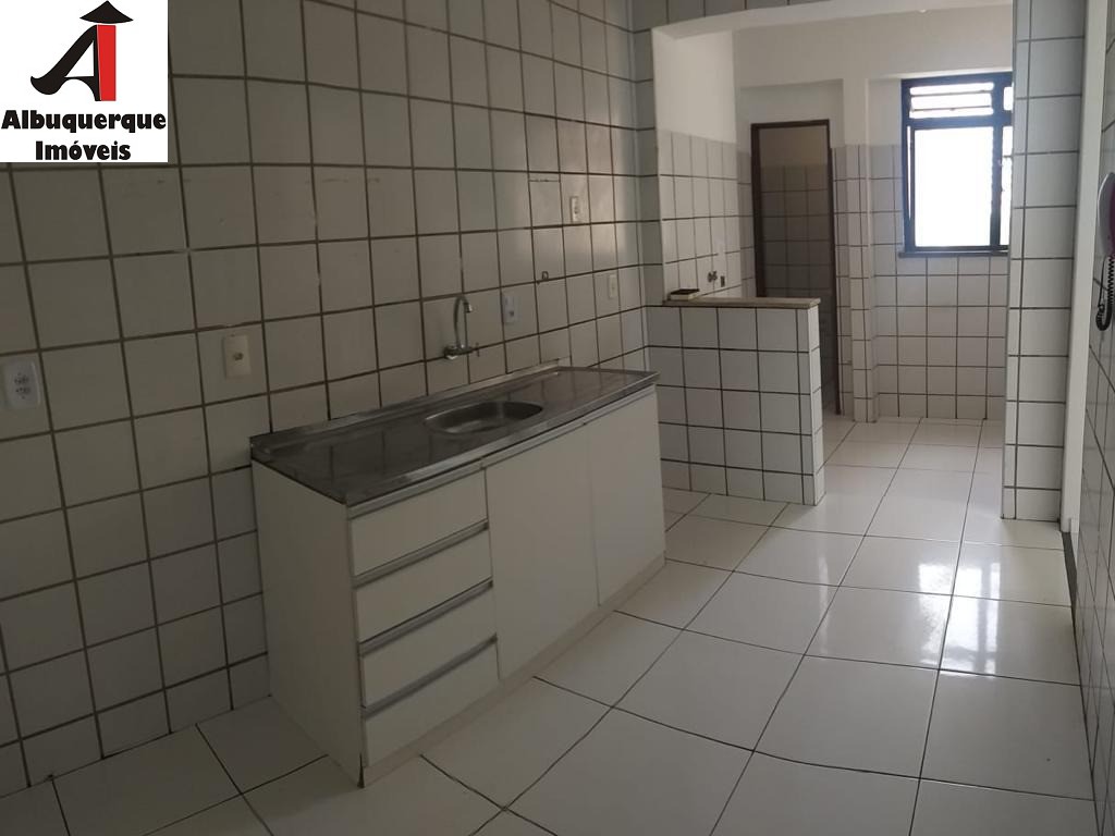 Apartamento à venda com 2 quartos, 90m² - Foto 1