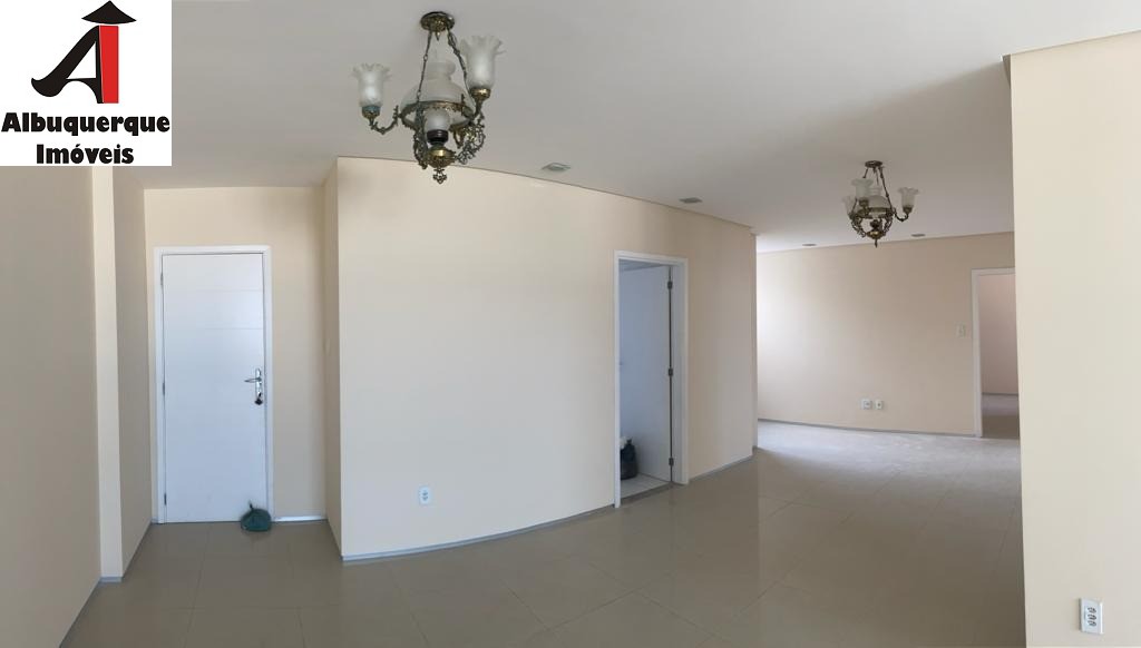 Apartamento à venda com 3 quartos, 172m² - Foto 3