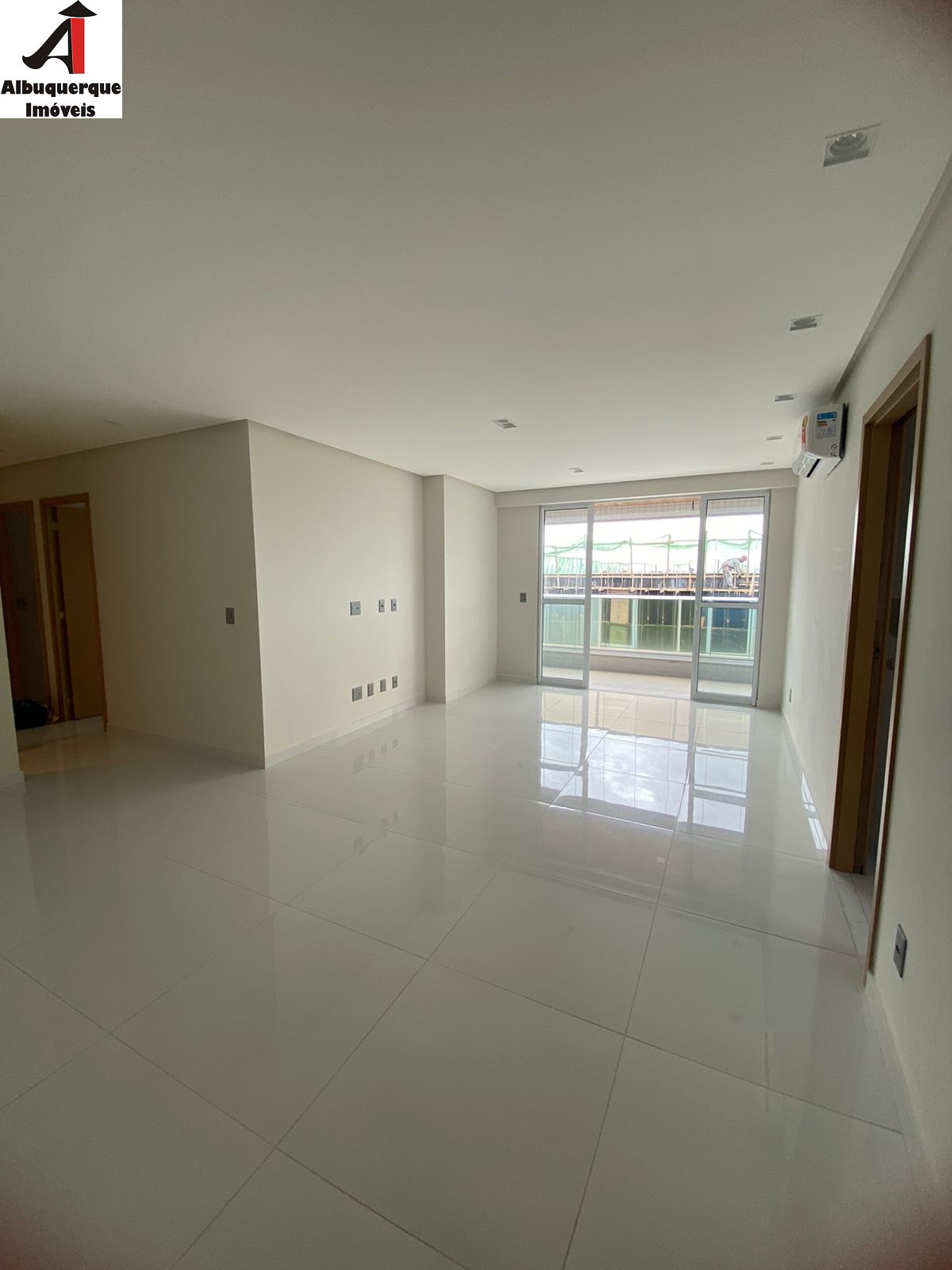 Apartamento para alugar com 3 quartos, 123m² - Foto 9