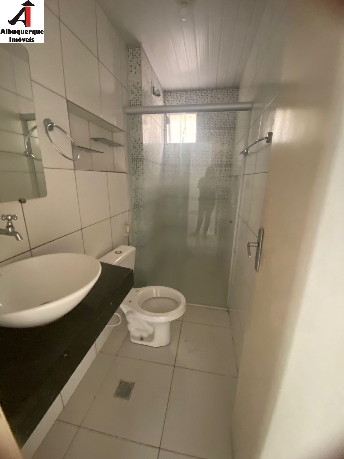 Apartamento à venda com 2 quartos, 80m² - Foto 2