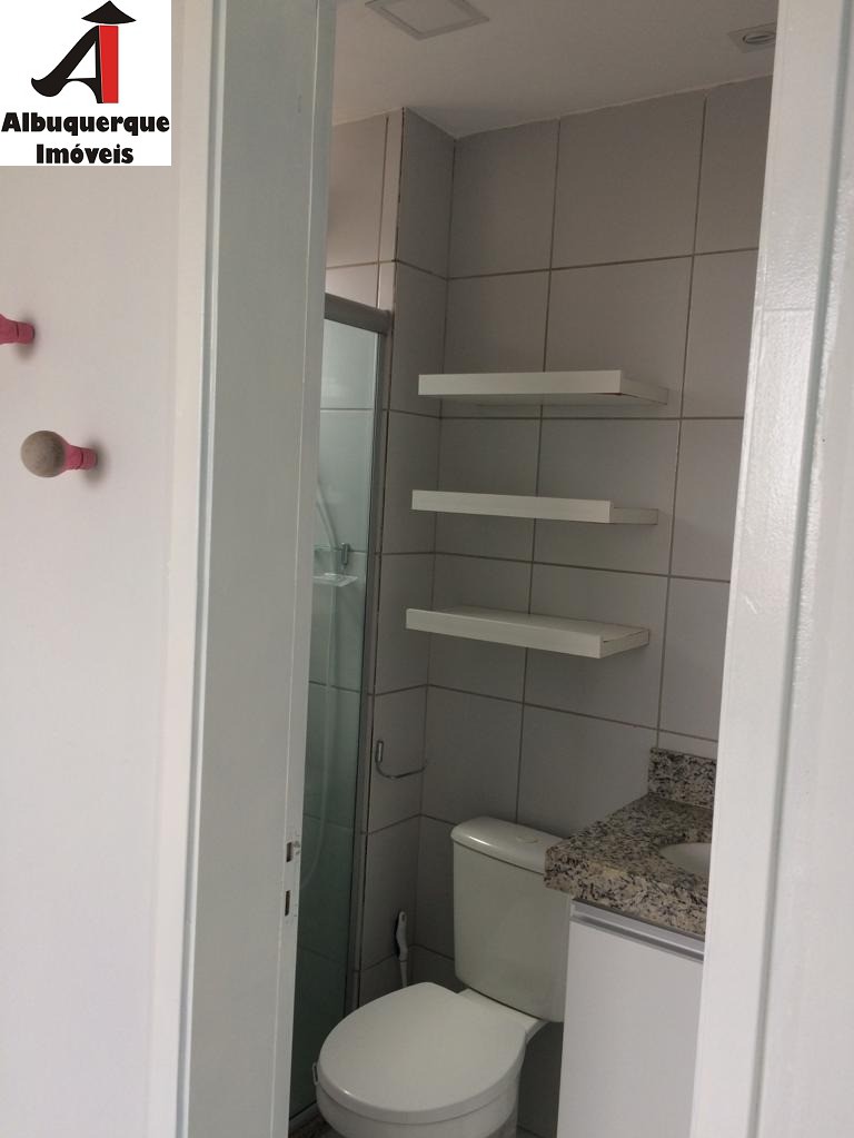 Apartamento para alugar com 3 quartos, 77m² - Foto 10