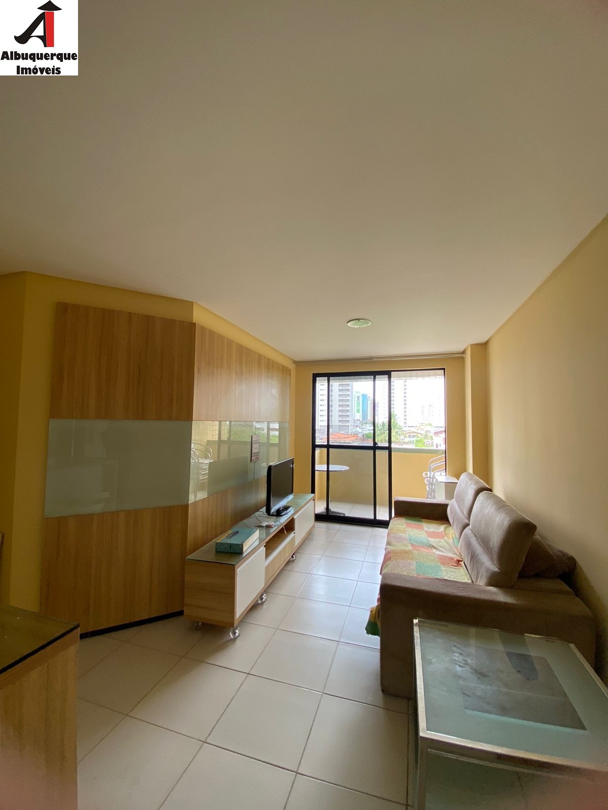 Apartamento para alugar com 2 quartos, 79m² - Foto 1