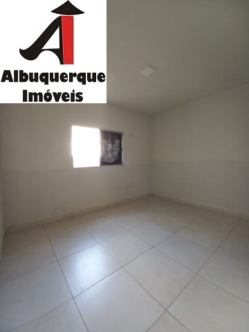 Casa à venda com 3 quartos, 200m² - Foto 11