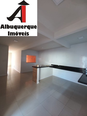 Casa à venda com 3 quartos, 200m² - Foto 14