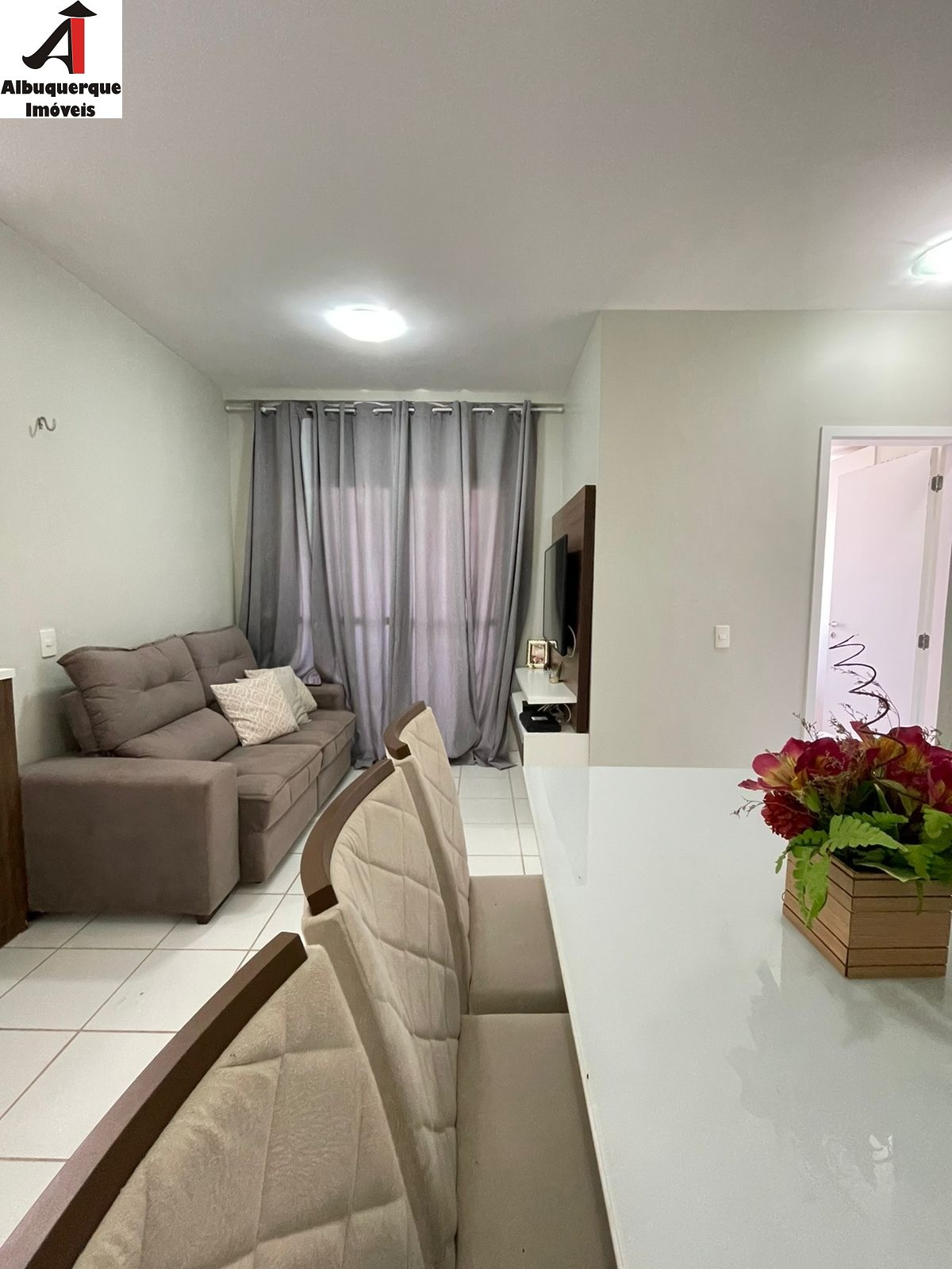 Apartamento à venda com 2 quartos, 72m² - Foto 9