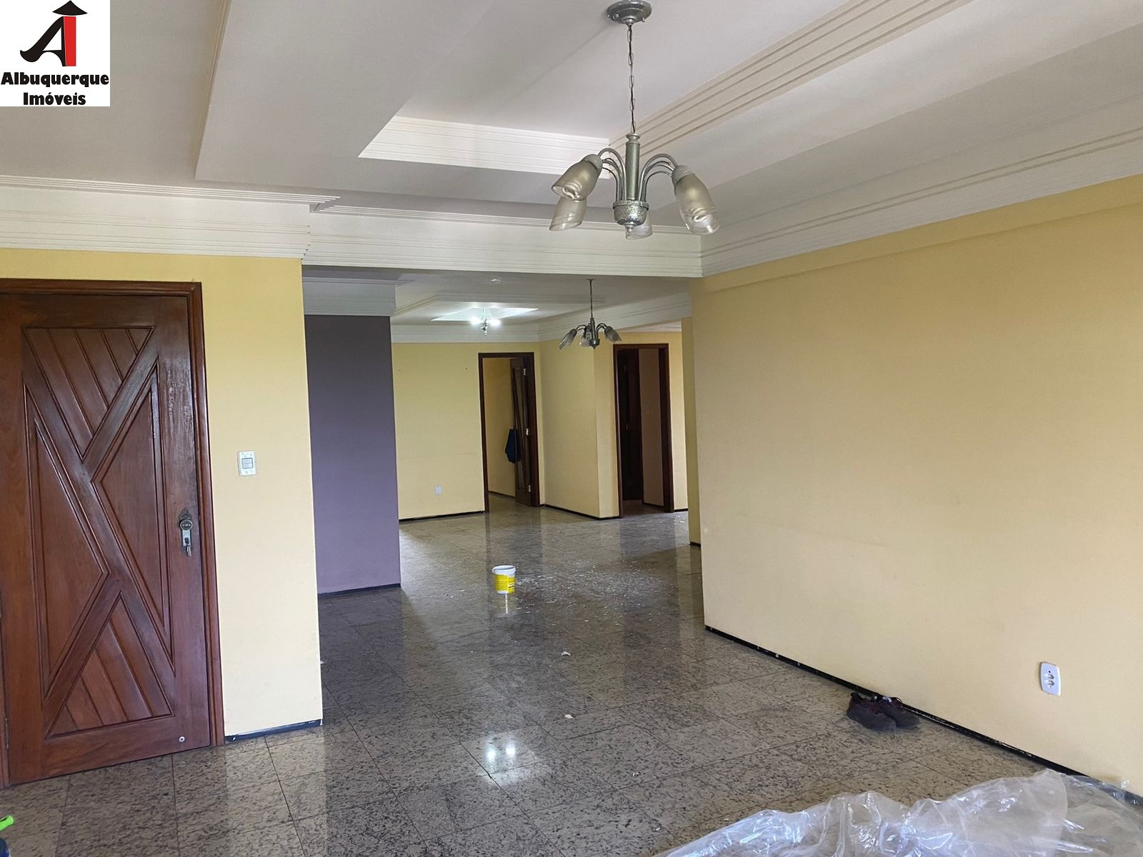 Apartamento para alugar com 4 quartos, 200m² - Foto 11