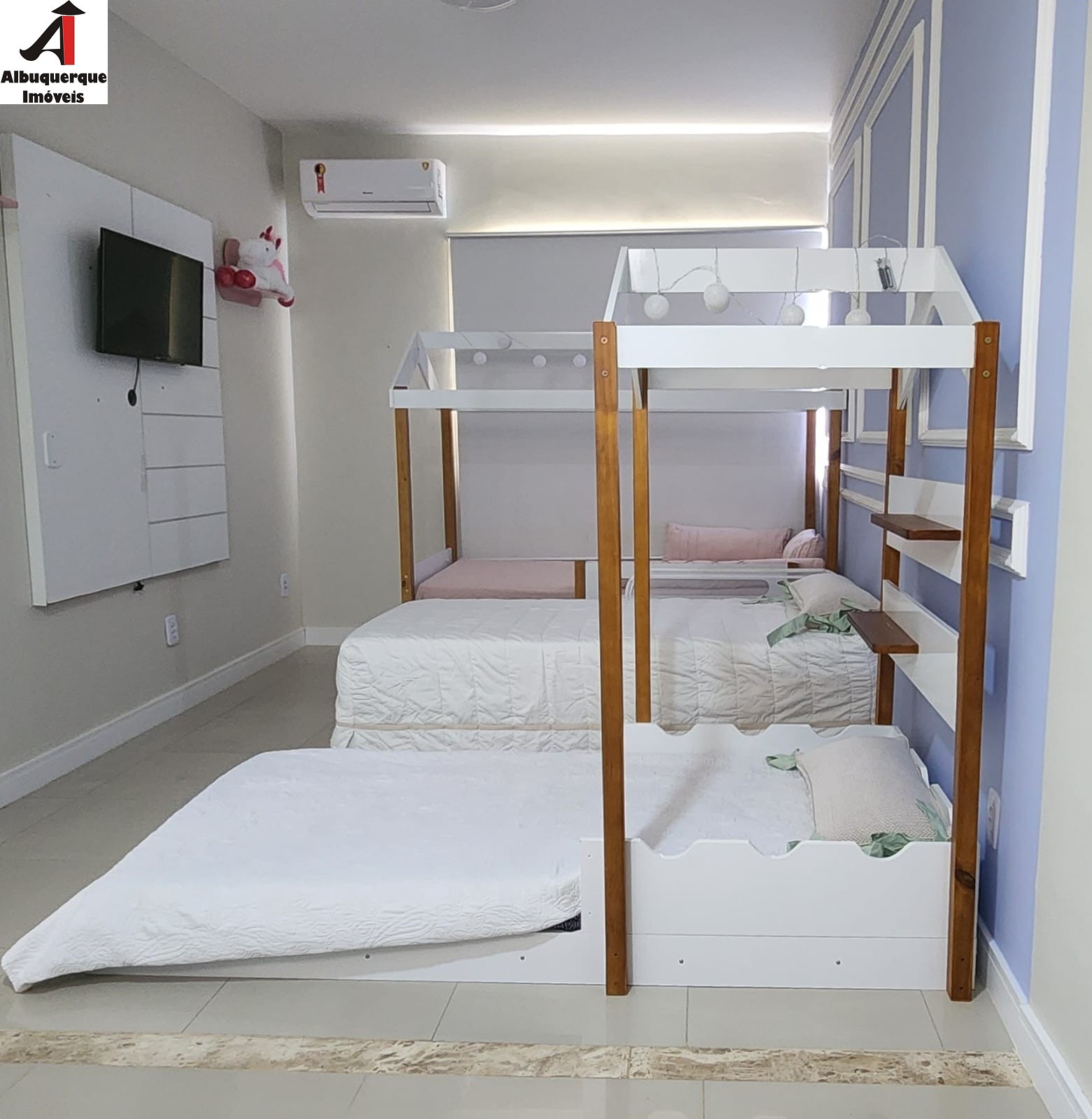 Apartamento à venda com 4 quartos, 241m² - Foto 3