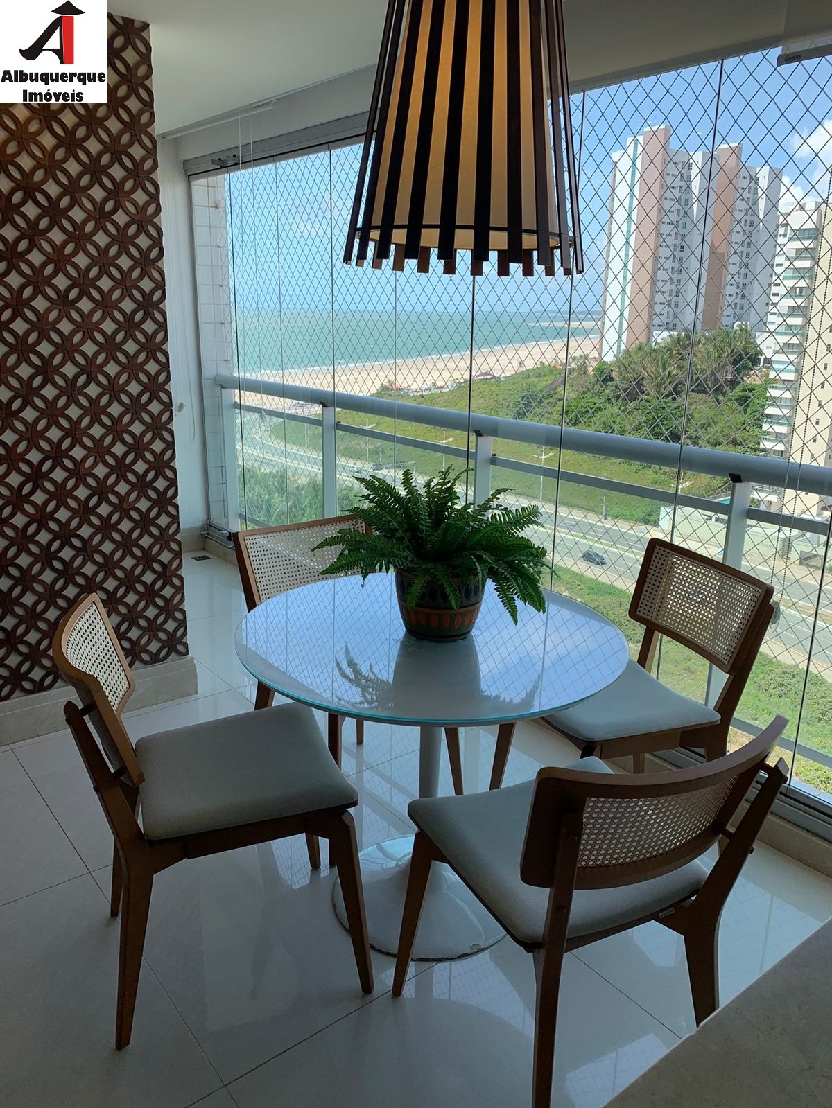 Apartamento à venda com 2 quartos, 147m² - Foto 1