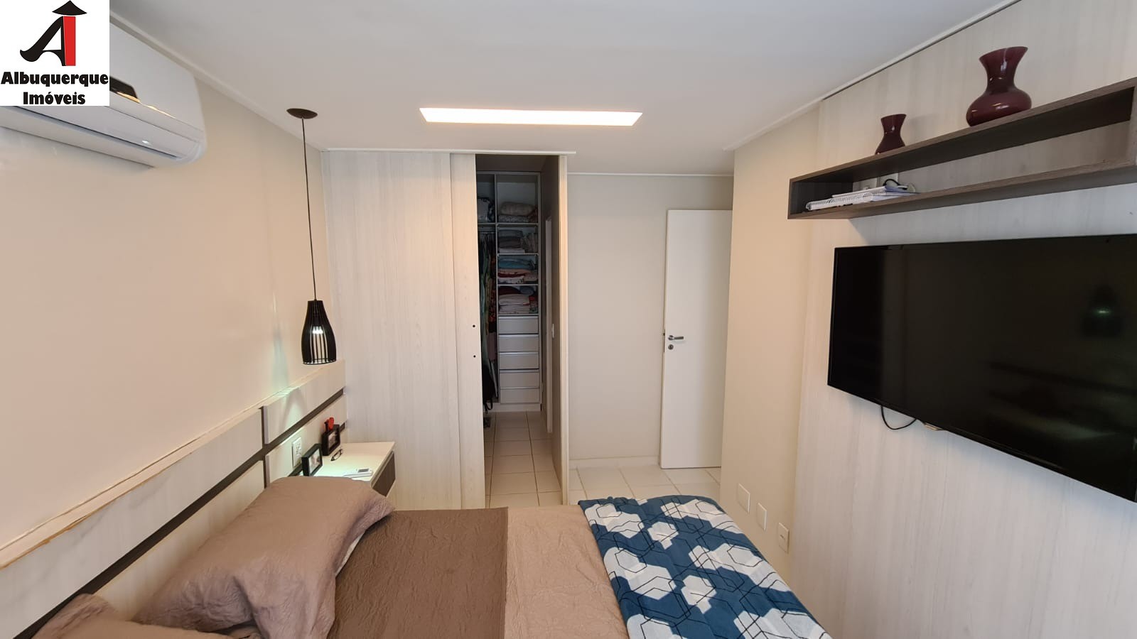 Apartamento à venda com 2 quartos, 62m² - Foto 12