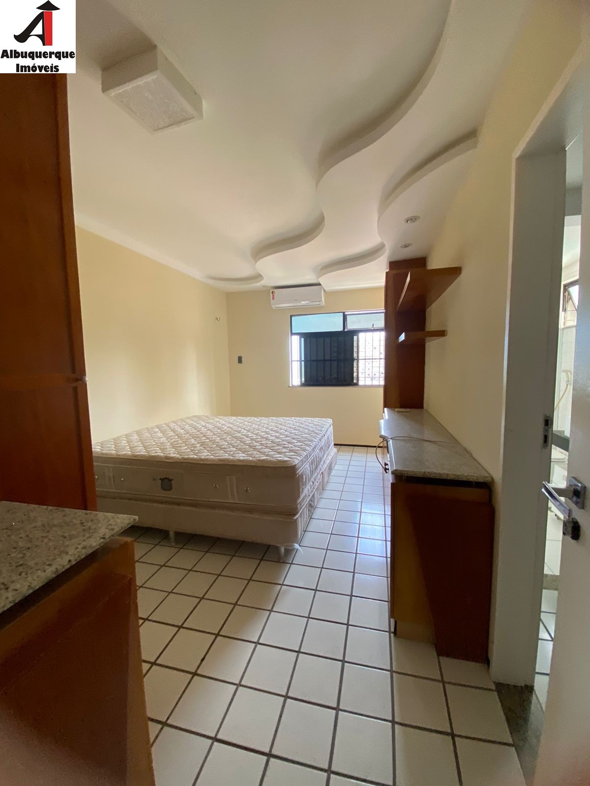 Apartamento à venda com 3 quartos, 150m² - Foto 12